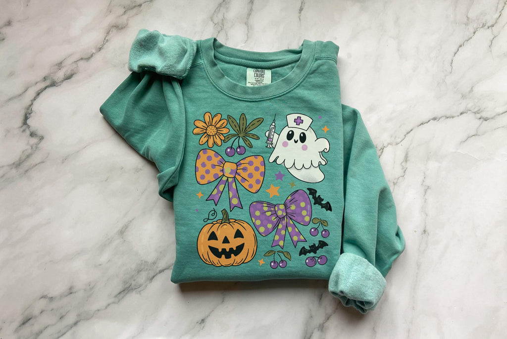 Halloween Nurse Retro Sweatshirt, cute ghost Nurse Shirt, Medical Halloween Shirt, Cute Nurse Gift for nurse,  Spooky hallowen