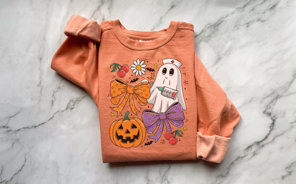 Retro Halloween Nurse Sweatshirt, cute ghost Nurse Shirt, Medical Halloween Shirt, Cute Nurse Gift for nurse,  Spooky hallowen
