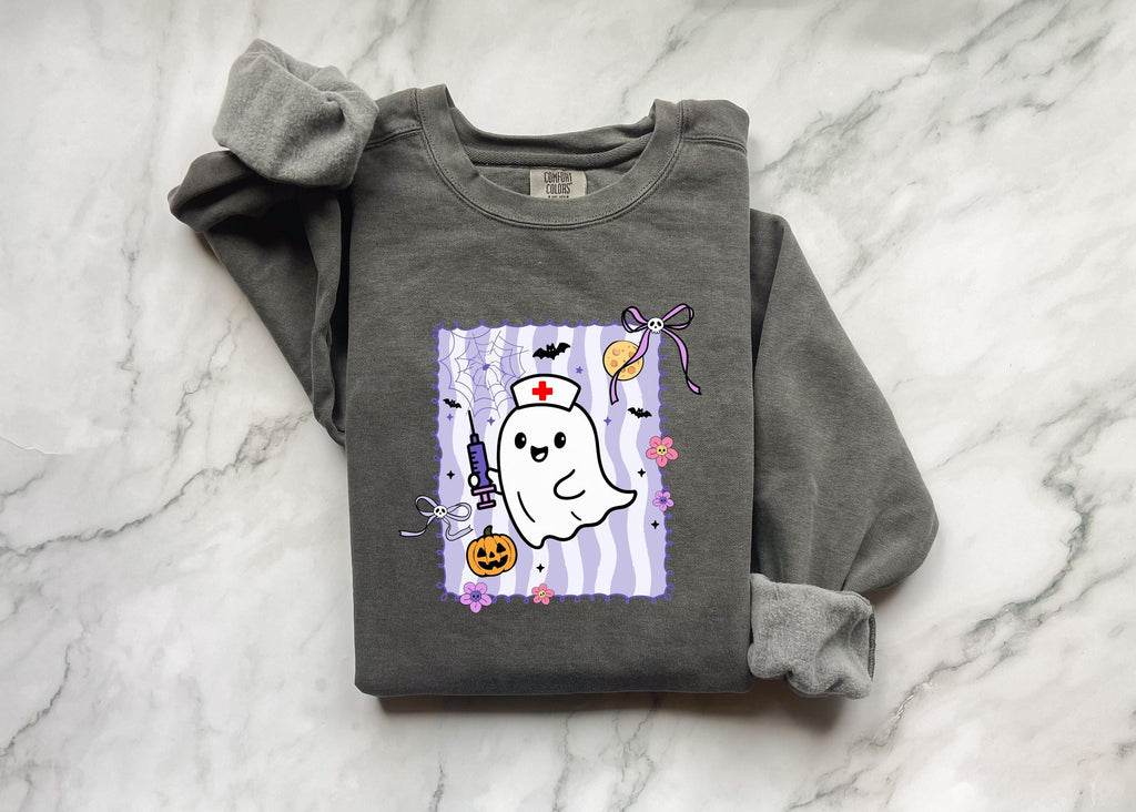 Cute Ghost Halloween Nurse Sweatshirt, Spooky RN Fall Top, Funny Cozy Autumn Pullover, Cute Retro Gift for Nurse