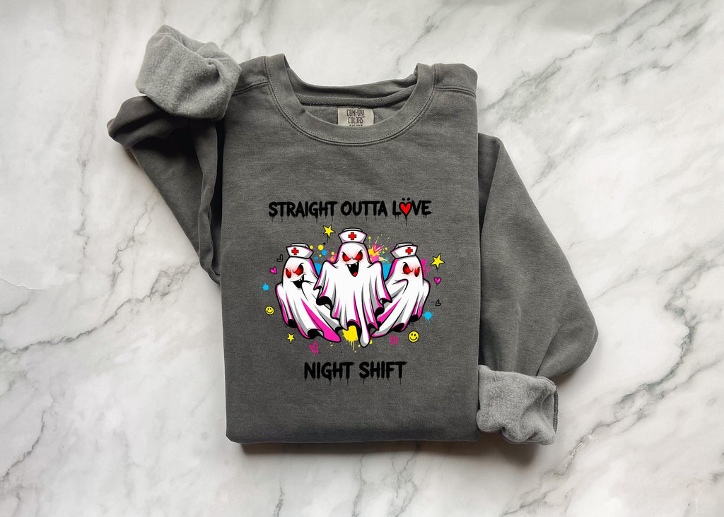 Night Shift Halloween Nurse Sweatshirt, Straight oughta love Spooky RN Fall Top Cozy Autumn Pullover, Cute Retro Gift for Nurse