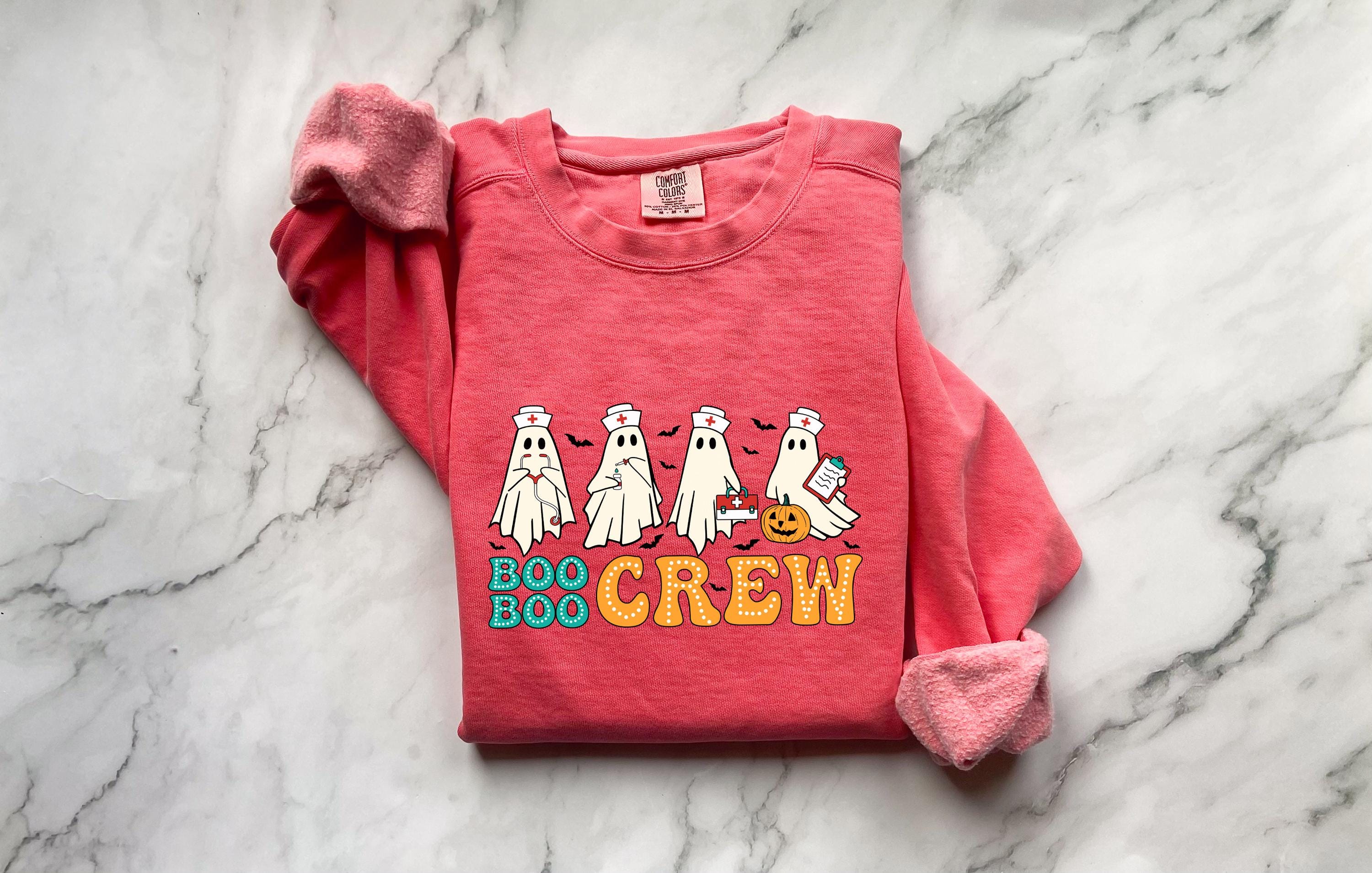 Boo Boo Crew Halloween Nurse Sweatshirt, Spooky RN Fall Top Cozy Autumn Pullover, Cute Retro Gift for Nurse