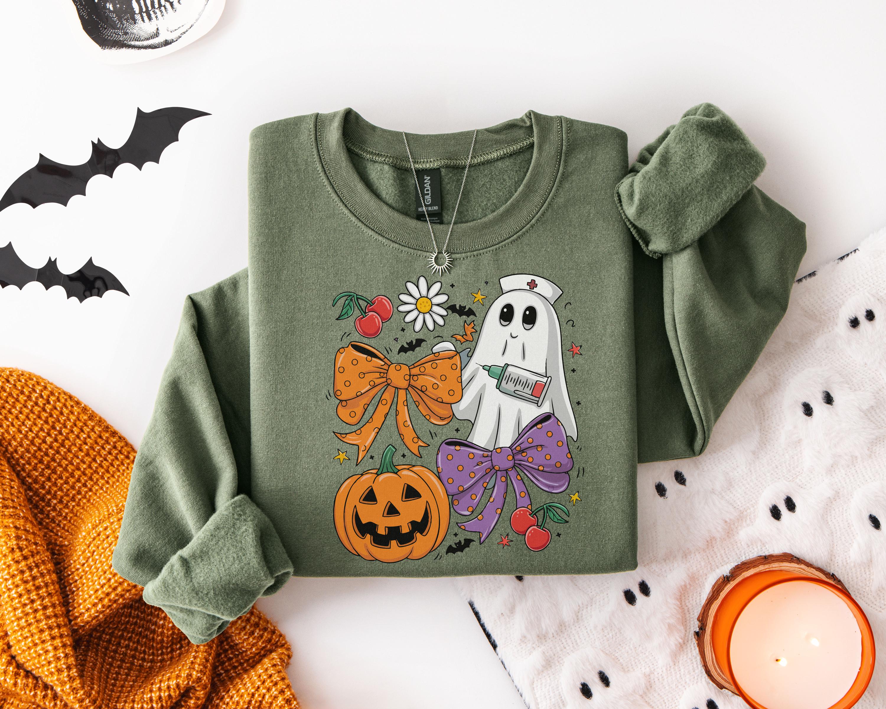 Retro Halloween Nurse Shirt: Spooky Ghost RN Medical Tee