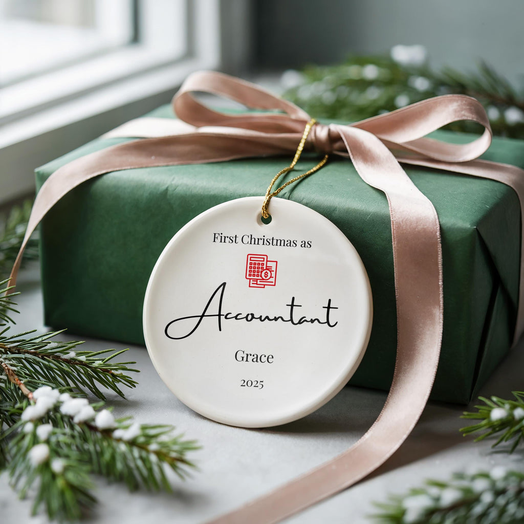 Personalized Accountant Ornament, Custom CPA Graduation Christmas Gift, Holiday Decoration Bauble