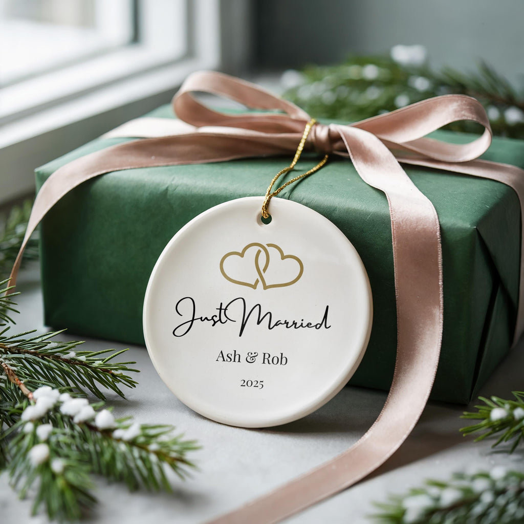 Just Married Ornament, Personalized Wedding Gift for Couple, Custom Mr and Mrs Christmas Keepsake